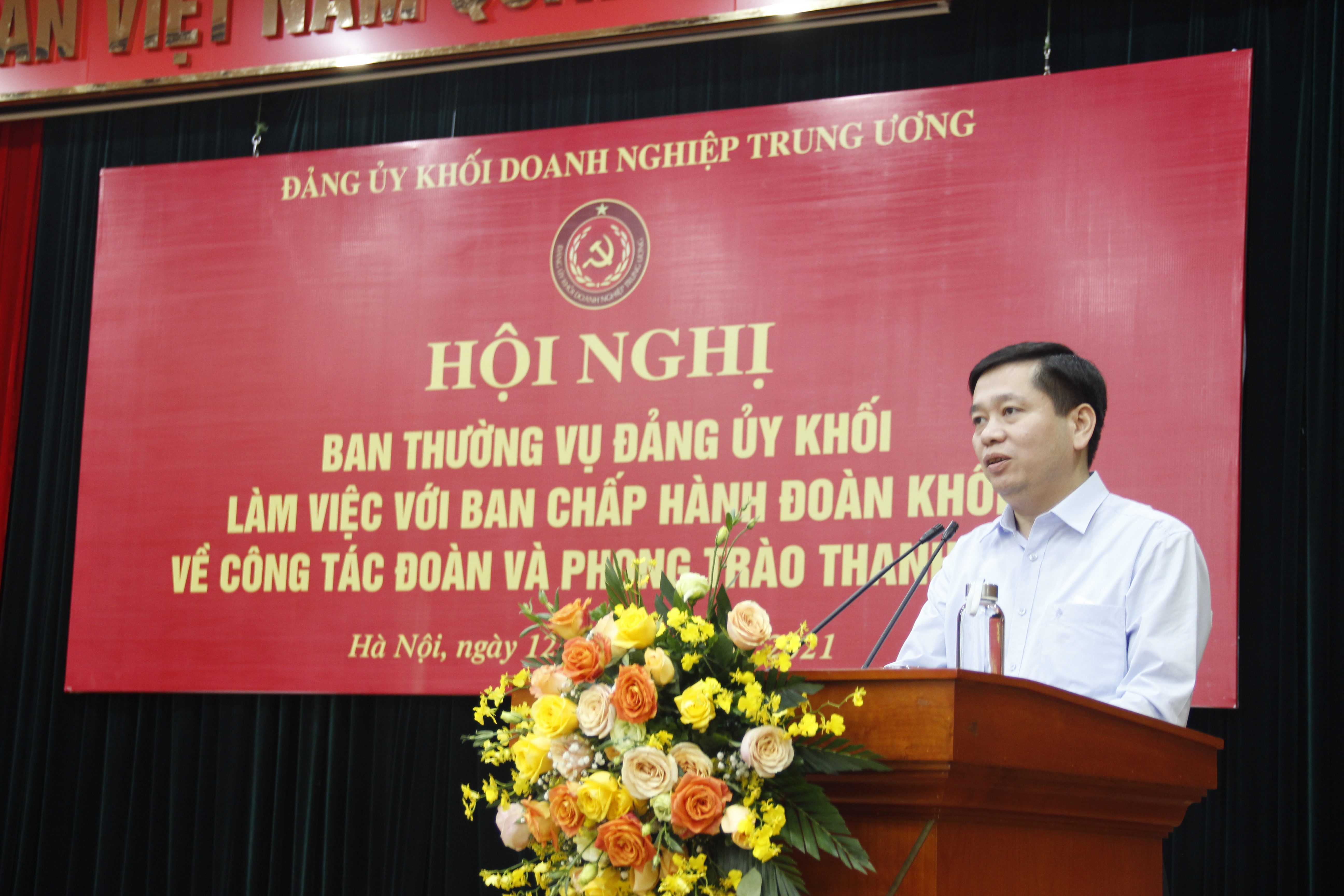 Đồng chí Nguyễn Long Hải, Uỷ viên dự khuyết BCH Trung ương Đảng, Bí thư Đảng uỷ Khối DNTW phát biểu.