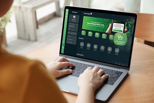 Từ ngày 01/06/2021, Vietcombank chính thức ra mắt dịch vụ Mở tài khoản trực tuyến với công nghệ đột phá, giúp khách hàng mở tài khoản vào bất cứ thời điểm nào, tại bất kỳ đâu, không bị giới hạn bởi không gian và thời gian, không phải đến ngân hàng.