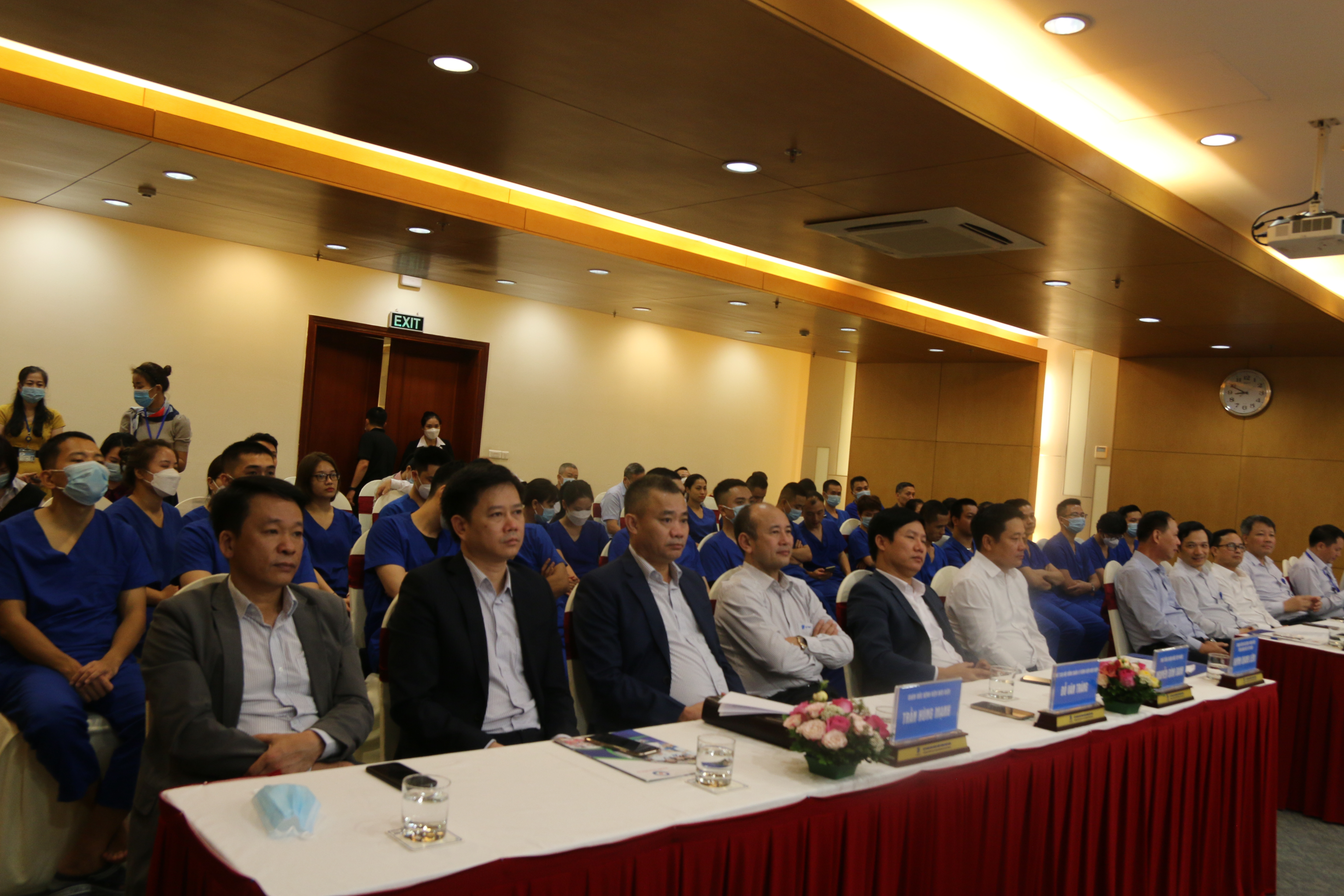 Đại biểu dự buổi Lễ.