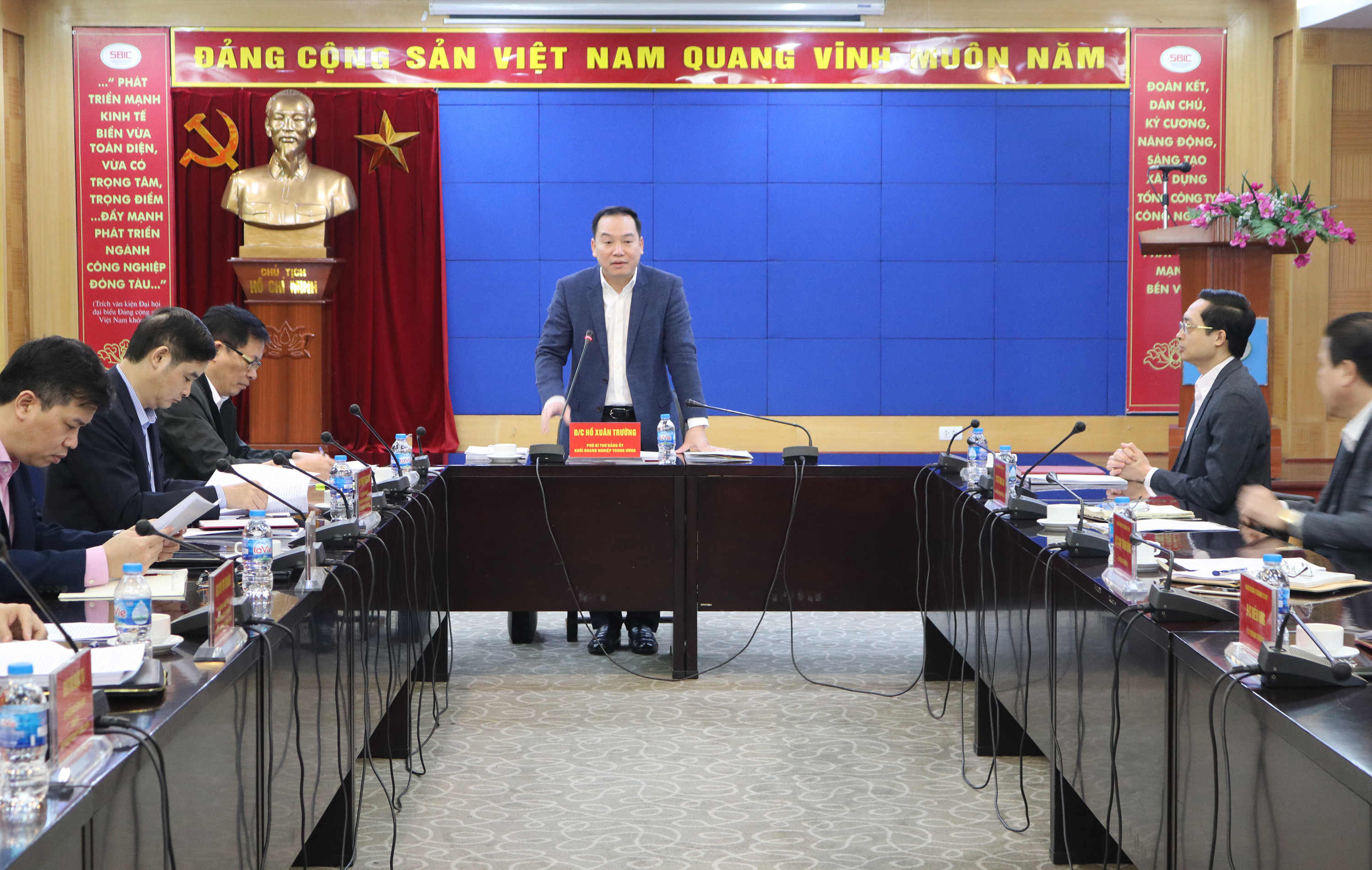 Đồng chí Hồ Xuân Trường, Phó Bí thư Đảng ủy Khối Doanh nghiệp Trung ương phát biểu tại buổi làm việc.