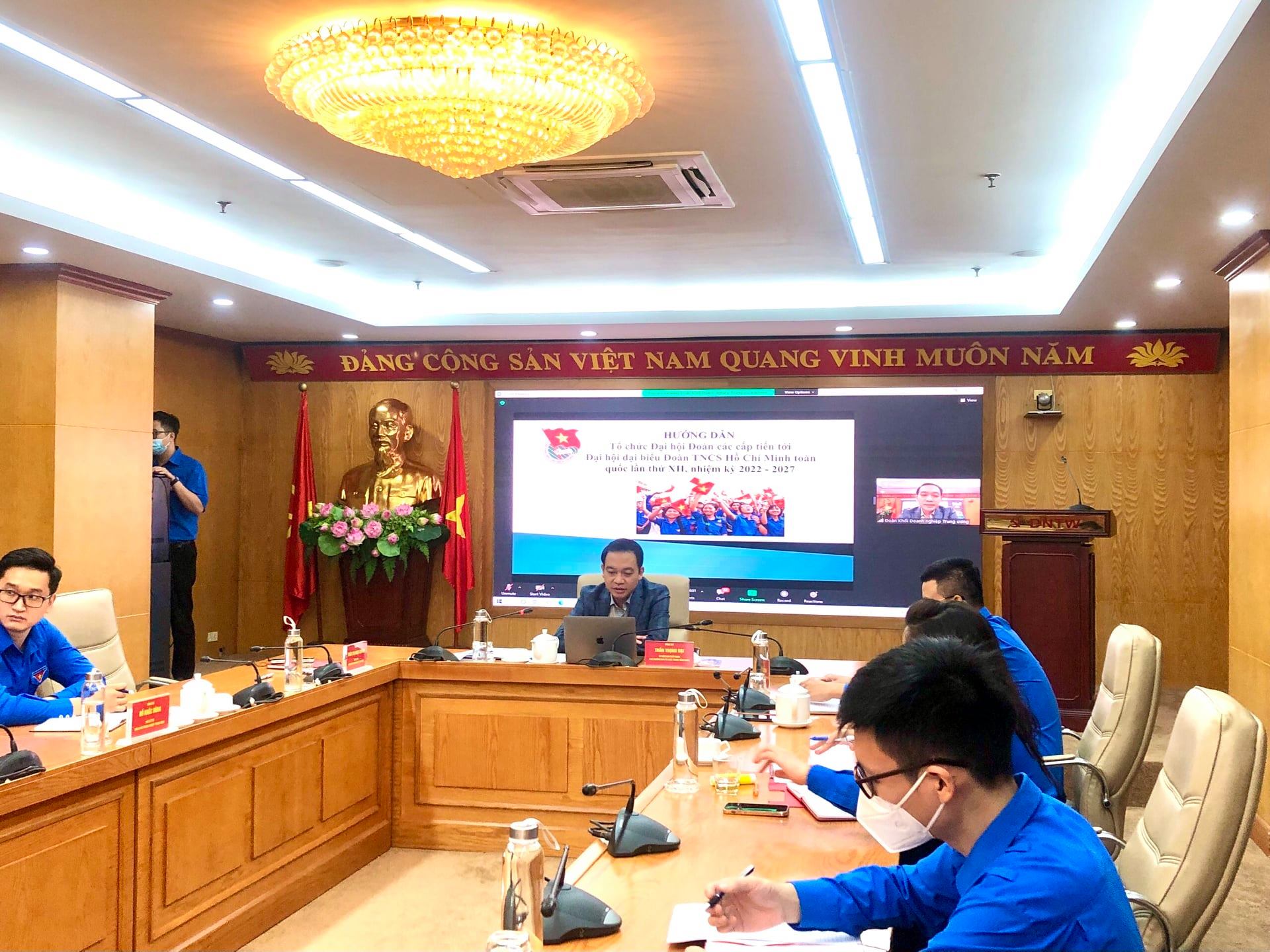 Đồng chí Trần Trọng Đại, Uỷ viên BCH Trung ương Đoàn, Phó trưởng ban Tổ chức Trung ương Đoàn trình bày 02 chuyên đề về: “Công tác tổ chức xây dựng Đoàn” và “Công tác tổ chức Đại hội Đoàn các cấp nhiệm kỳ 2022 -2027”.