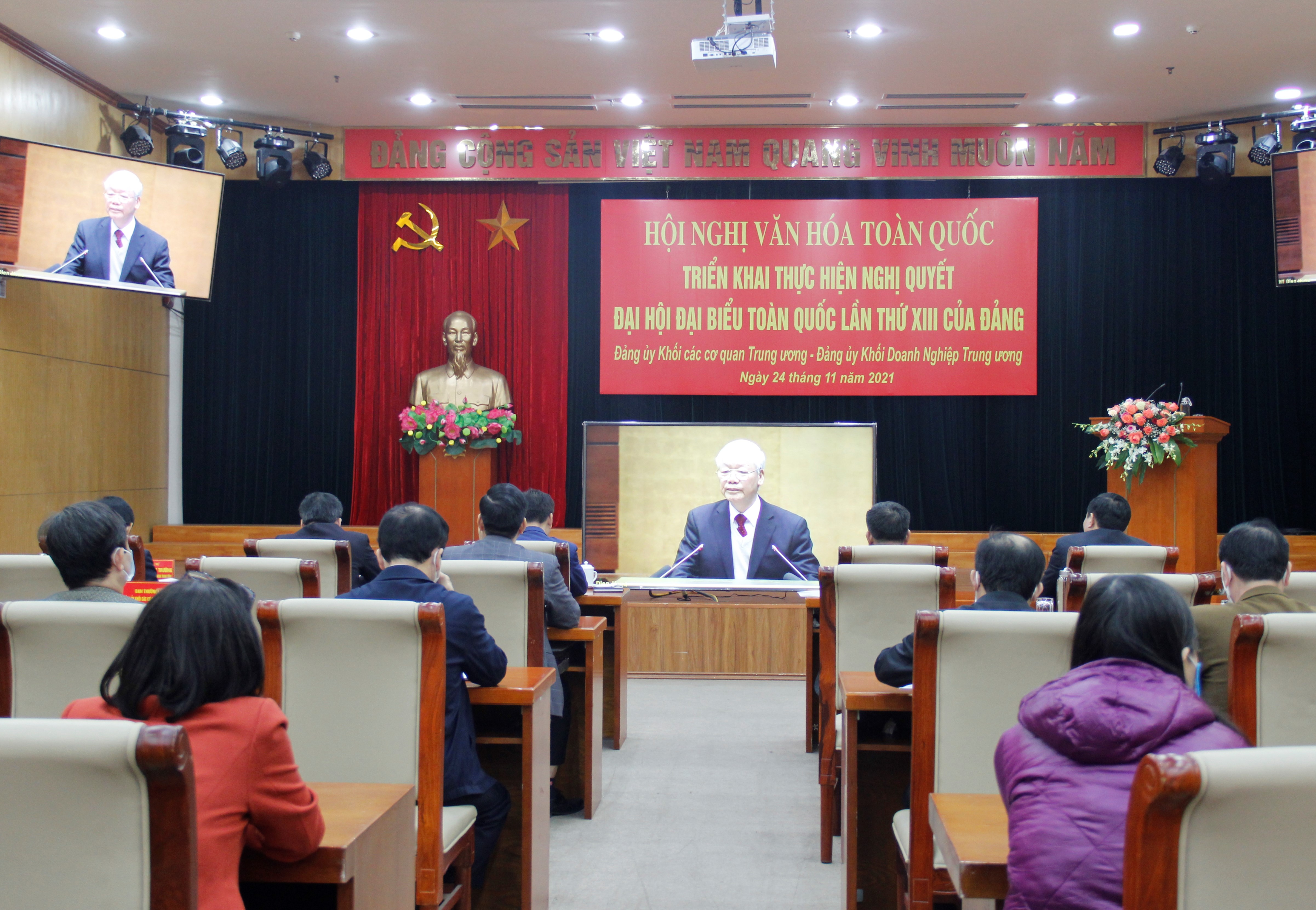 Tổng Bí thư Nguyễn Phú Trọng phát biểu chỉ đạo Hội nghị. 