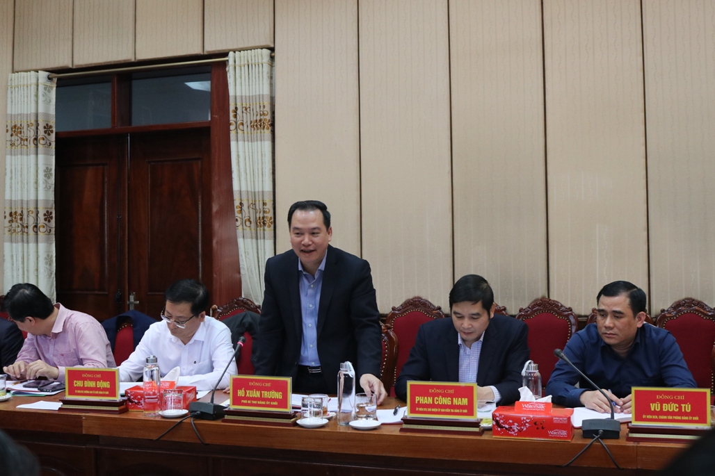 Đồng chí Hồ Xuân Trường, Phó Bí thư Đảng ủy Khối Doanh nghiệp Trung ương phát biểu tại buổi làm việc.