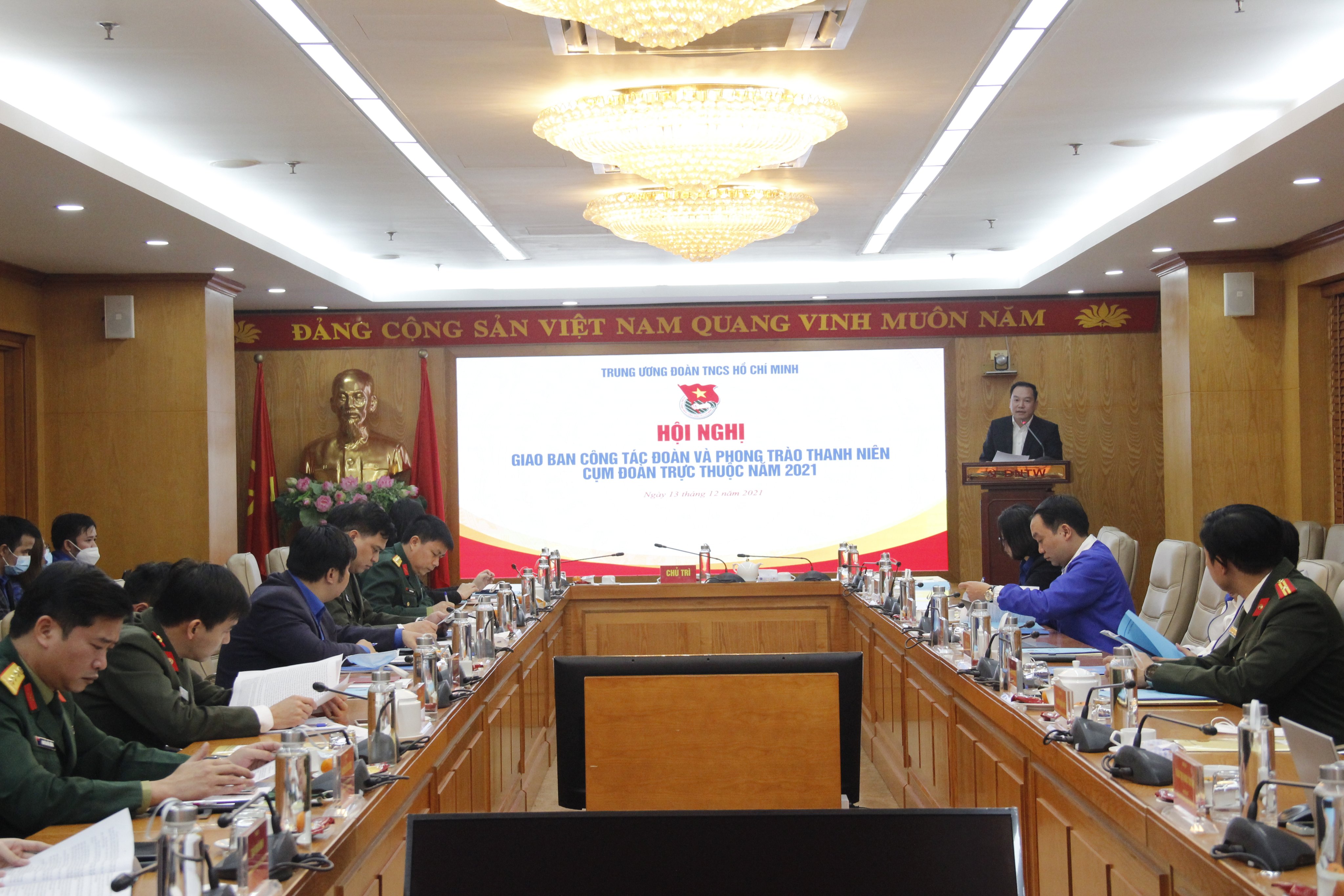 Đồng chí Hồ Xuân Trường, Phó Bí thư Đảng uỷ Khối Doanh nghiệp Trung ương phát biểu chào mừng tại Hội nghị.