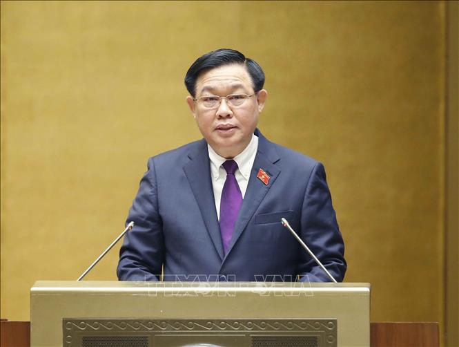 Chủ tịch Quốc hội Vương Đình Huệ phát biểu khai mạc.