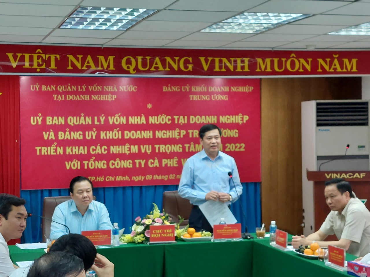 Đồng chí Nguyễn Long Hải - Ủy viên dự khuyết BCH Trung ương Đảng, Bí thư Đảng ủy Khối chủ trì Hội nghị.