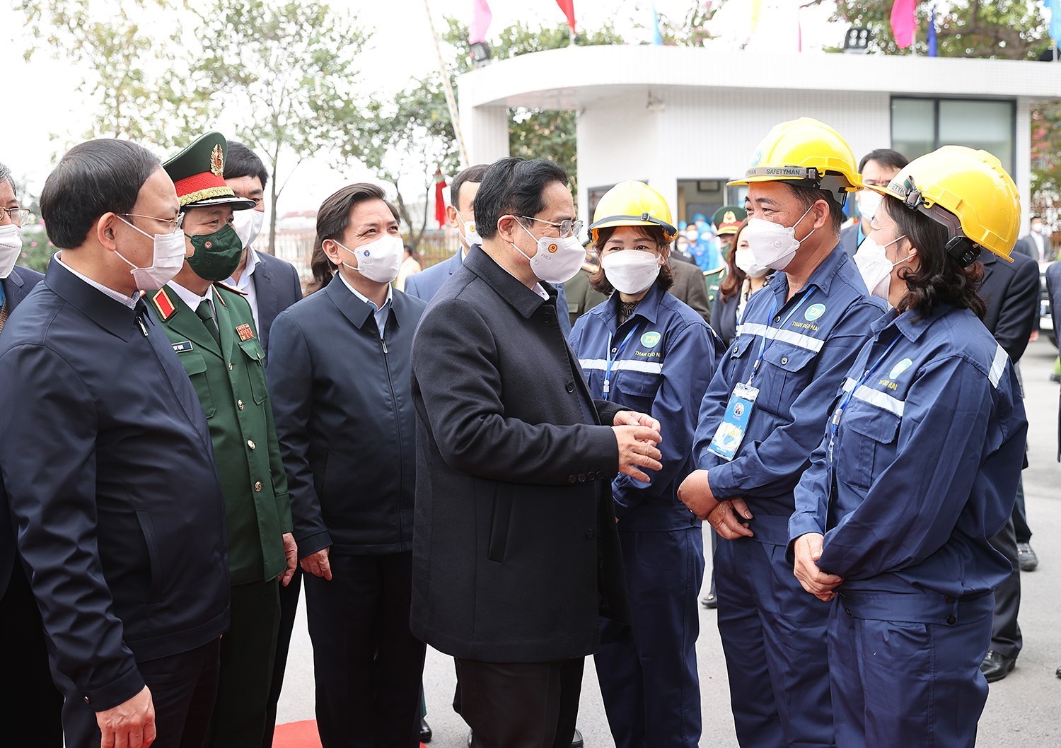 Ủy viên Bộ Chính trị, Thủ tướng Chính phủ Phạm Minh Chính chúc tết công nhân Công ty cổ phần Than Đèo Nai