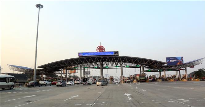 Trạm thu phí BOT Pháp Vân - Cầu Giẽ. 