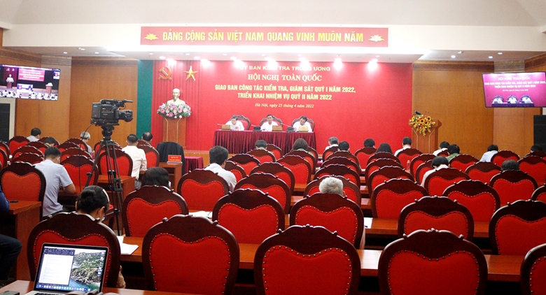 Toàn cảnh Hội nghị. 