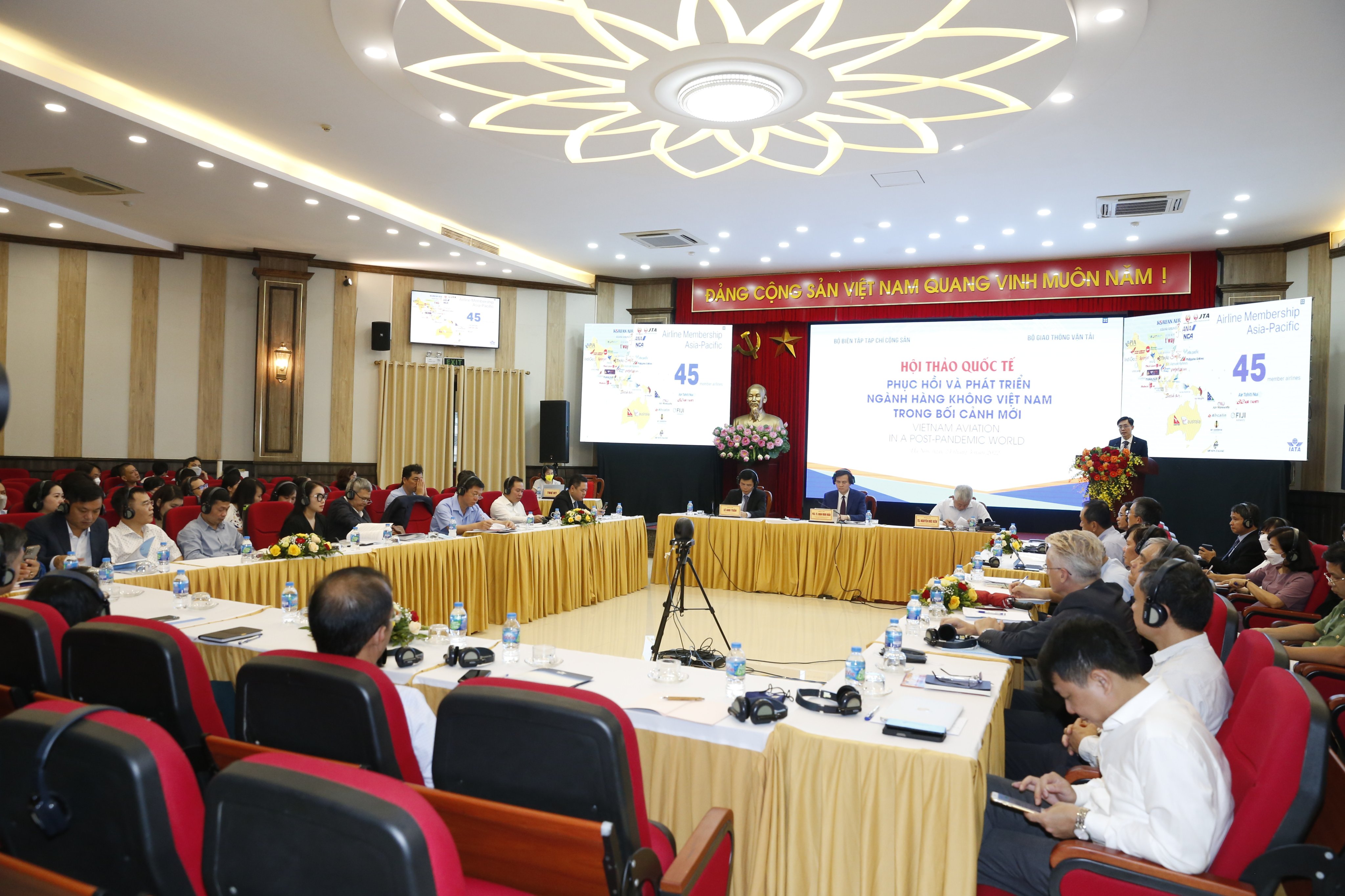 Toàn cảnh Hội thảo. 