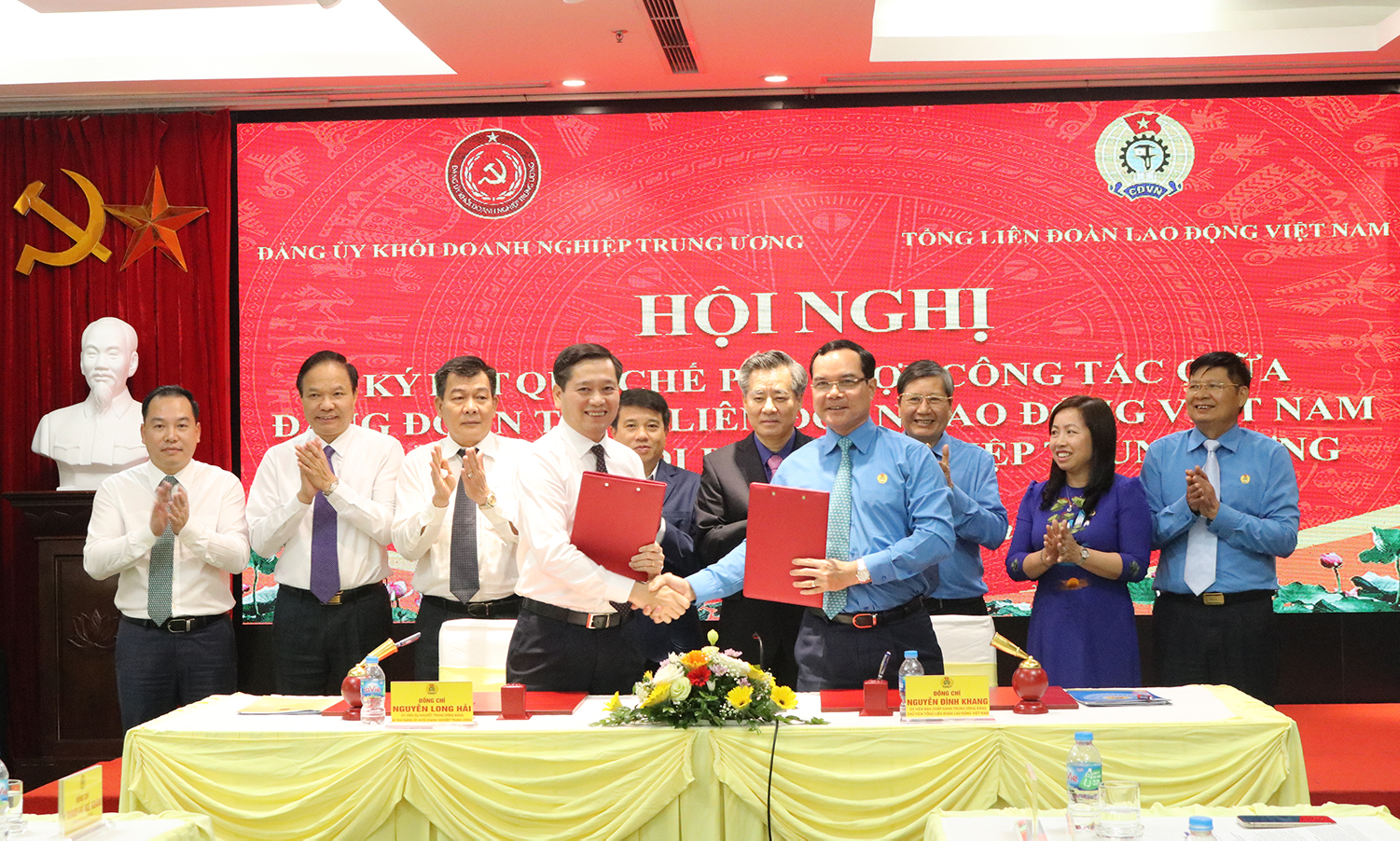 ký kết Quy chế phối hợp giữa Đảng uỷ Khối Doanh nghiệp Trung ương với Đảng đoàn Tổng Liên đoàn Lao động Việt Nam.