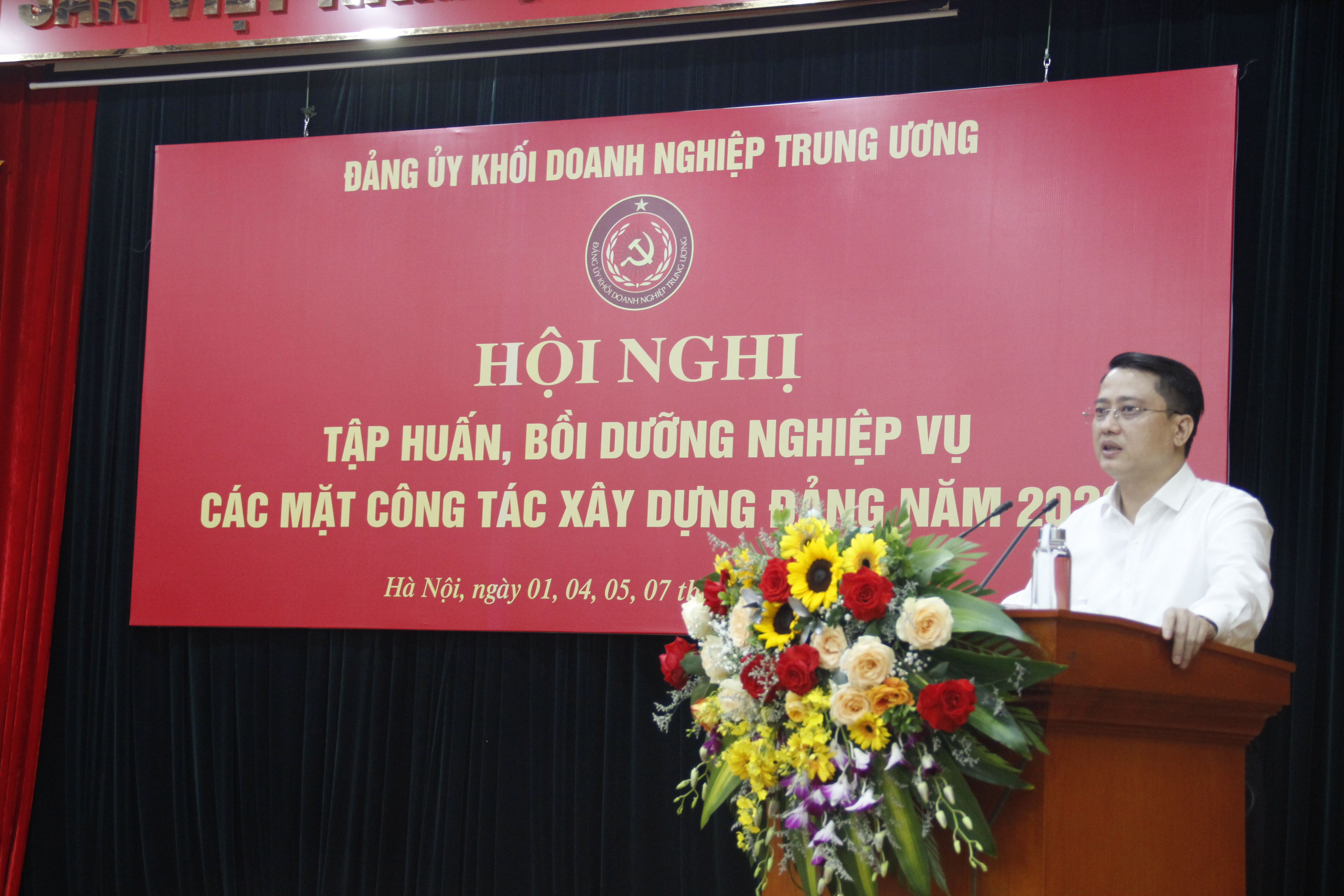 đồng chí Vũ Trí Thắng, Ủy viên Ban Chấp hành Đảng bộ Khối, Trưởng Ban Dân vận Đảng ủy Khối đánh giá về công tác dân vận .