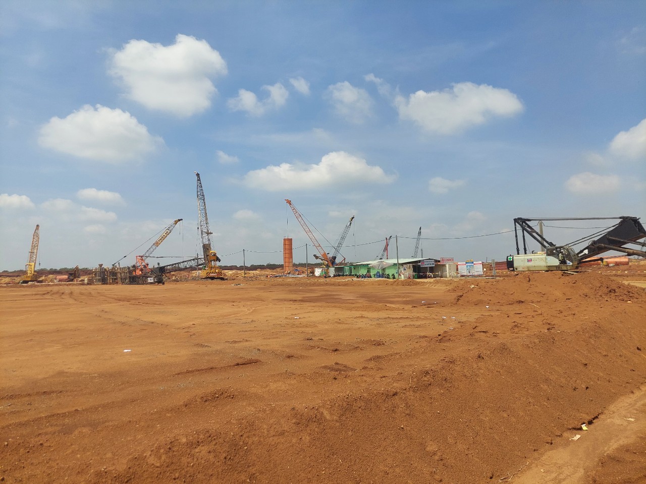 Công trường dự án Cảng HKQT Long Thành.