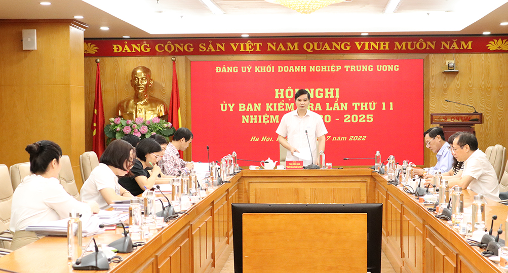 ồng chí Phan Công Nam, Ủy viên Ban Thường vụ Đảng ủy, Chủ nhiệm Ủy ban Kiểm tra Đảng ủy Khối chủ trì Hội nghị.