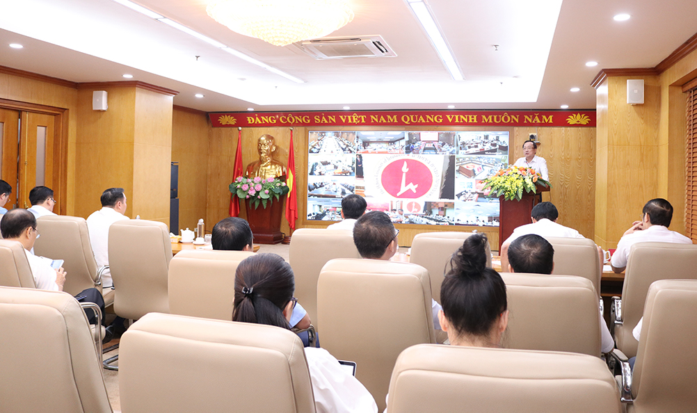 Các đại biểu tham dự Hội nghị tại điểm cầu Cơ quan Đảng uỷ Khối Doanh nghiệp Trung ương.