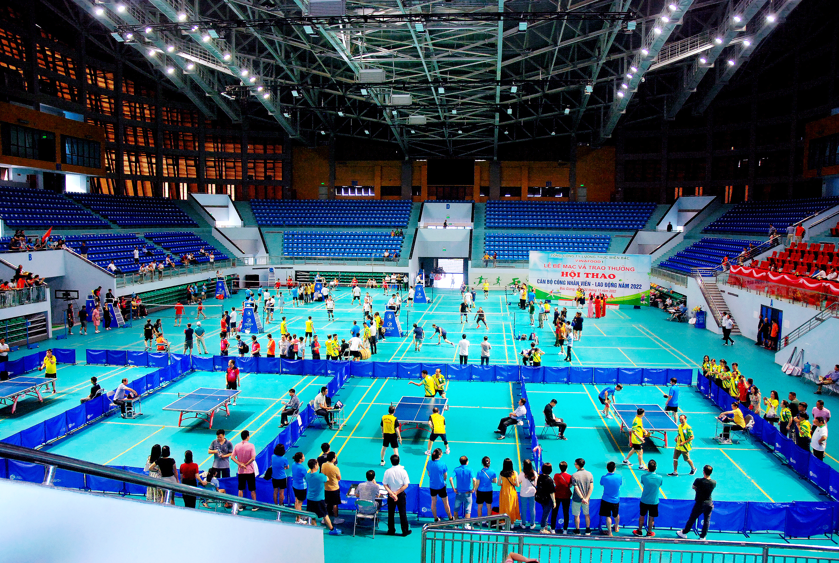 Quang cảnh thi đấu tại Hội thao.