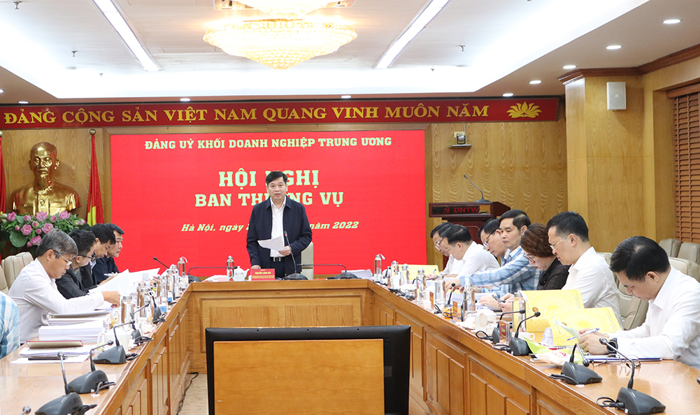 Đồng chí Nguyễn Long Hải - Ủy viên dự khuyết BCH Trung ương Đảng, Bí thư Đảng ủy Khối chủ trì Hội nghị.