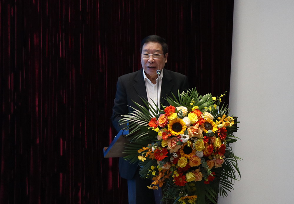 PGS. TS Lê Minh Thông quán triệt, truyền đạt các nội dung văn kiện Hội nghị Trung ương 6 khóa XIII.