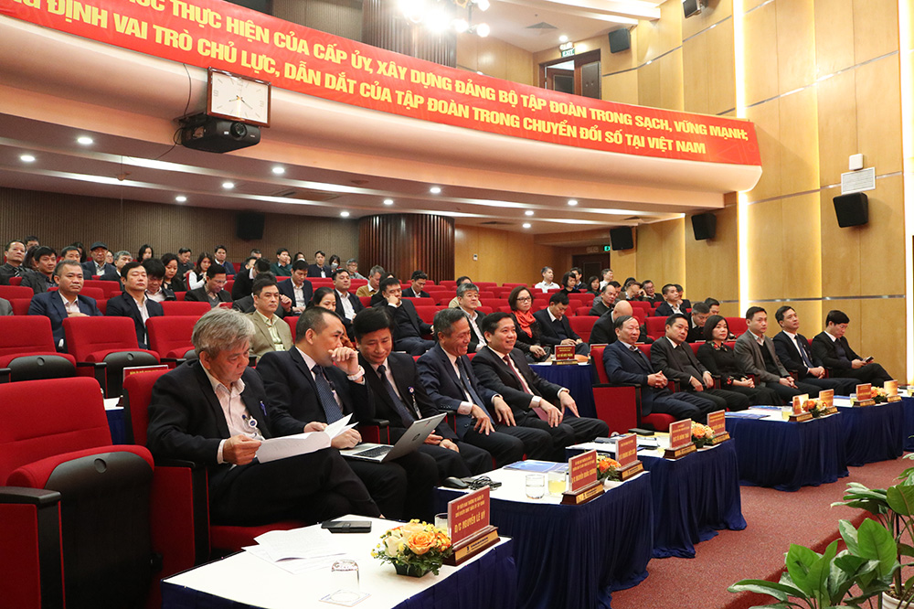 Các đại biểu tham dự Hội nghị.