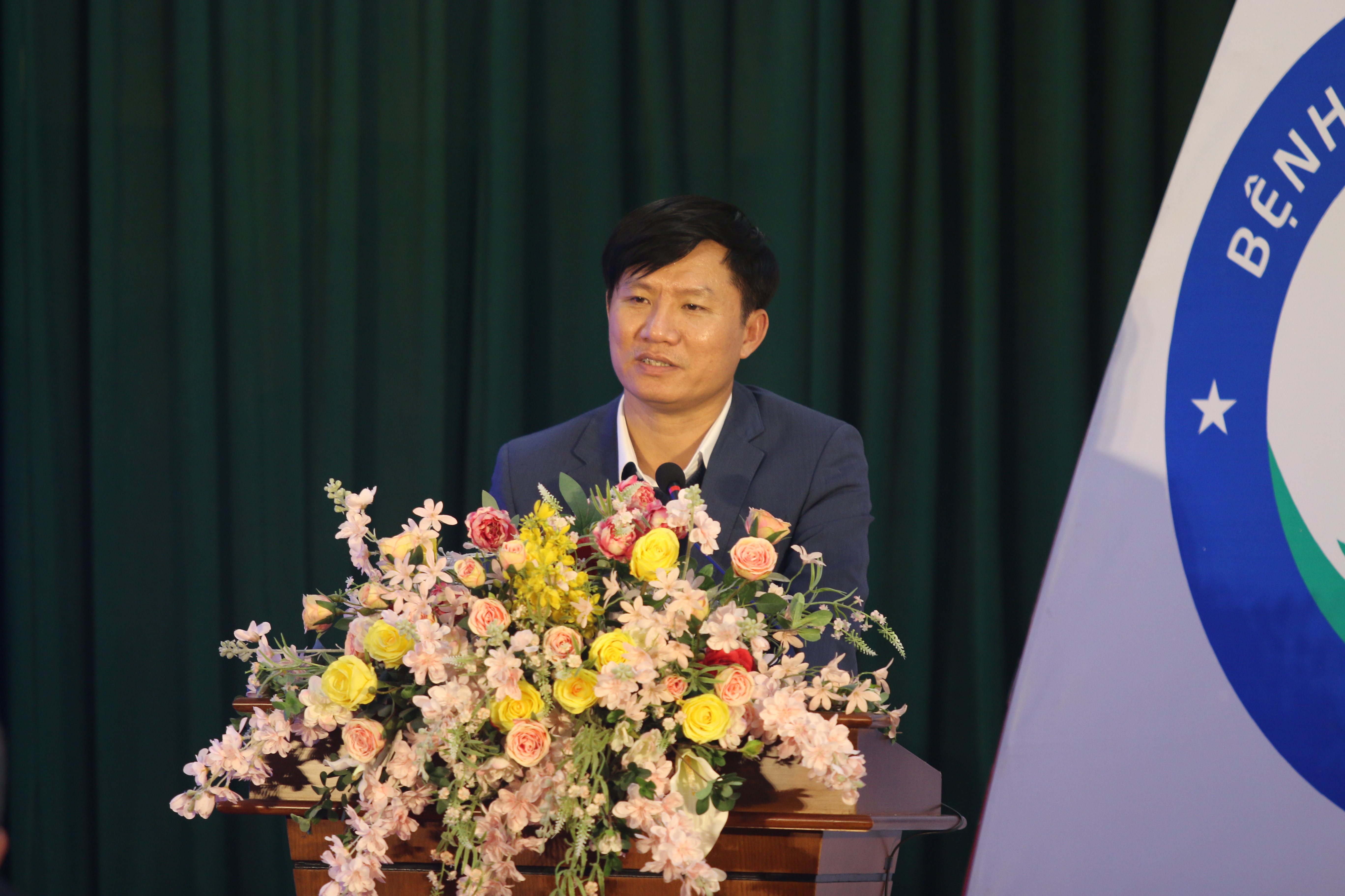 Ông Nguyễn Đình Danh - Phó Tổng Giám đốc VNPT ghi nhận và đánh giá cao kết quả mà Bệnh viện Bưu điện đã đạt được trong năm 2022 