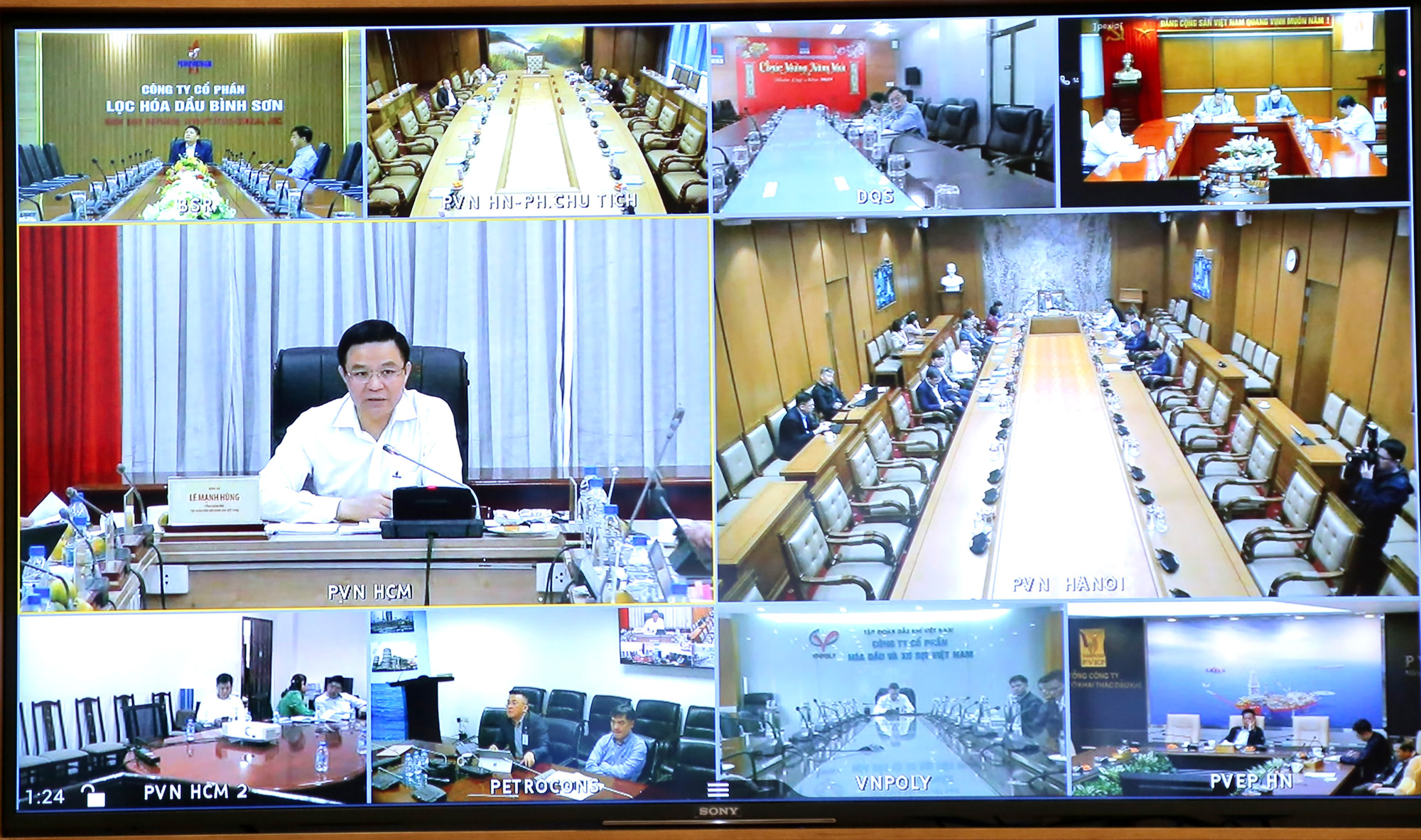 Tổng Giám đốc Petrovietnam Lê Mạnh Hùng chủ trì buổi giao ban trực tuyến.