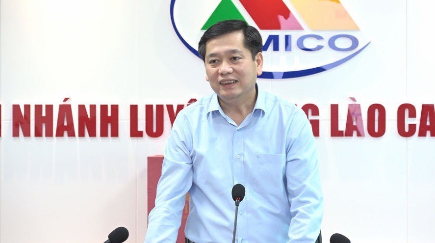 Đồng chí Nguyễn Long Hải - Ủy viên dự khuyết Trung ương Đảng, Bí thư Đảng ủy Khối Doanh nghiệp Trung ương phát biểu chỉ đạo Hội nghị.