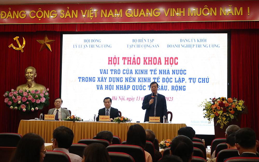 Các đồng chí chủ trì Hội thảo.