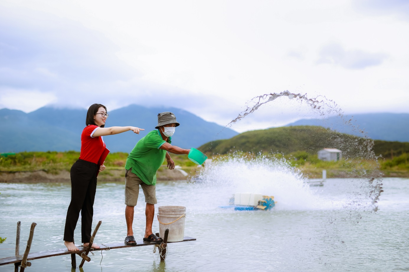 Agribank đóng góp vào thành công của Chương trình xây dựng NTM, thúc đẩy sản xuất kinh doanh, giải quyết vấn đề việc làm, chuyển dịch cơ cấu lao động, cải thiện đời sống của nhân dân ở khu vực nông thôn.