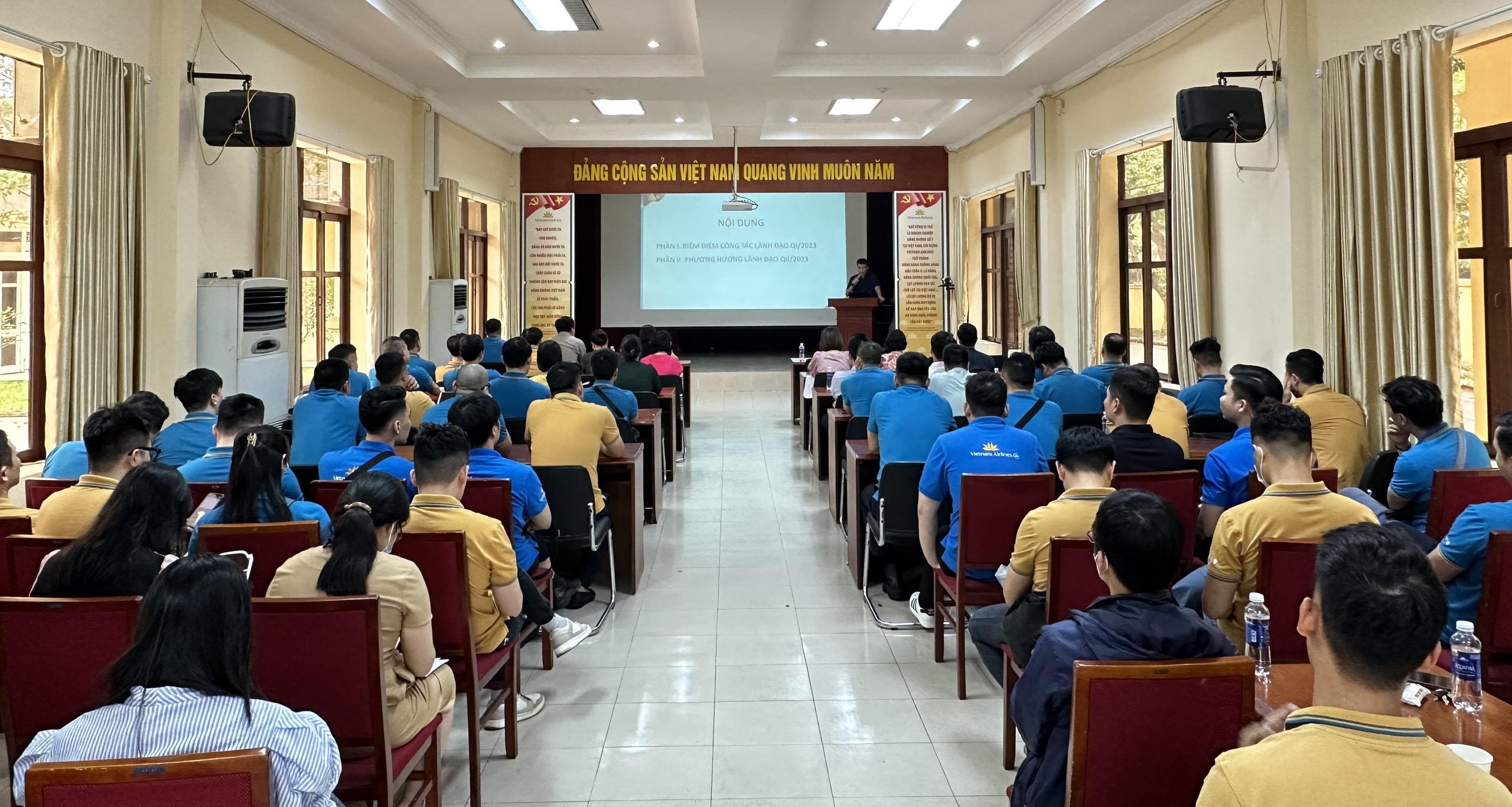 Tích cực vai trò của cơ quan tuyên giáo, truyền thông của Đảng ủy, thường xuyên đăng tin, bài tuyên truyền chủ trương, đường lối của Đảng, chính sách, pháp luật của Nhà nước; thông tin tích cực về hoạt động SXKD của TCT và đơn vị; biểu dương các điển hình CB, ĐV tiến tiến trong công tác và xây dựng Đảng.