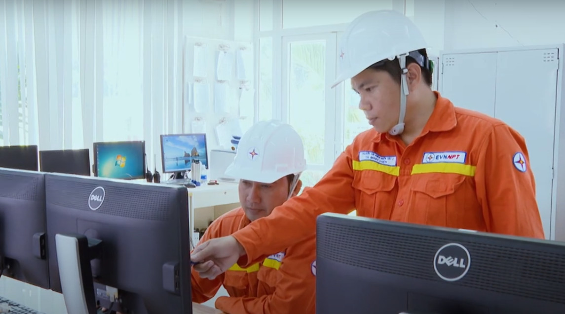 Công tác trong ca trực vận hành (người đứng)