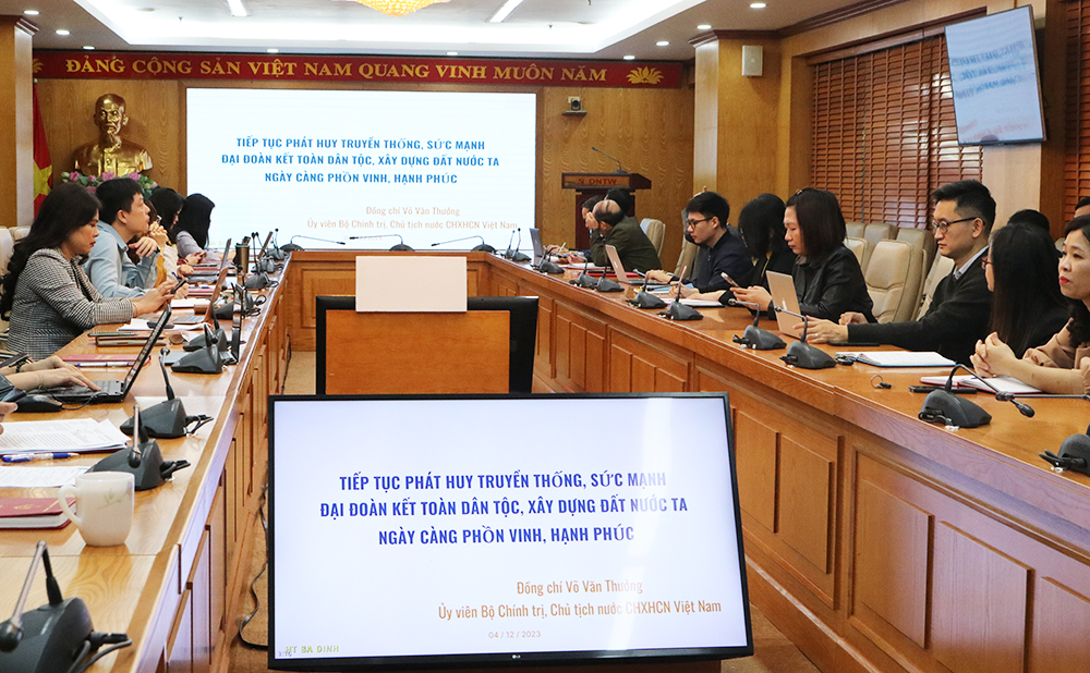 Các đại biểu dự Hội nghị tại điểm cầu Cơ quan Đảng uỷ Khối Doanh nghiệp Trung ương.