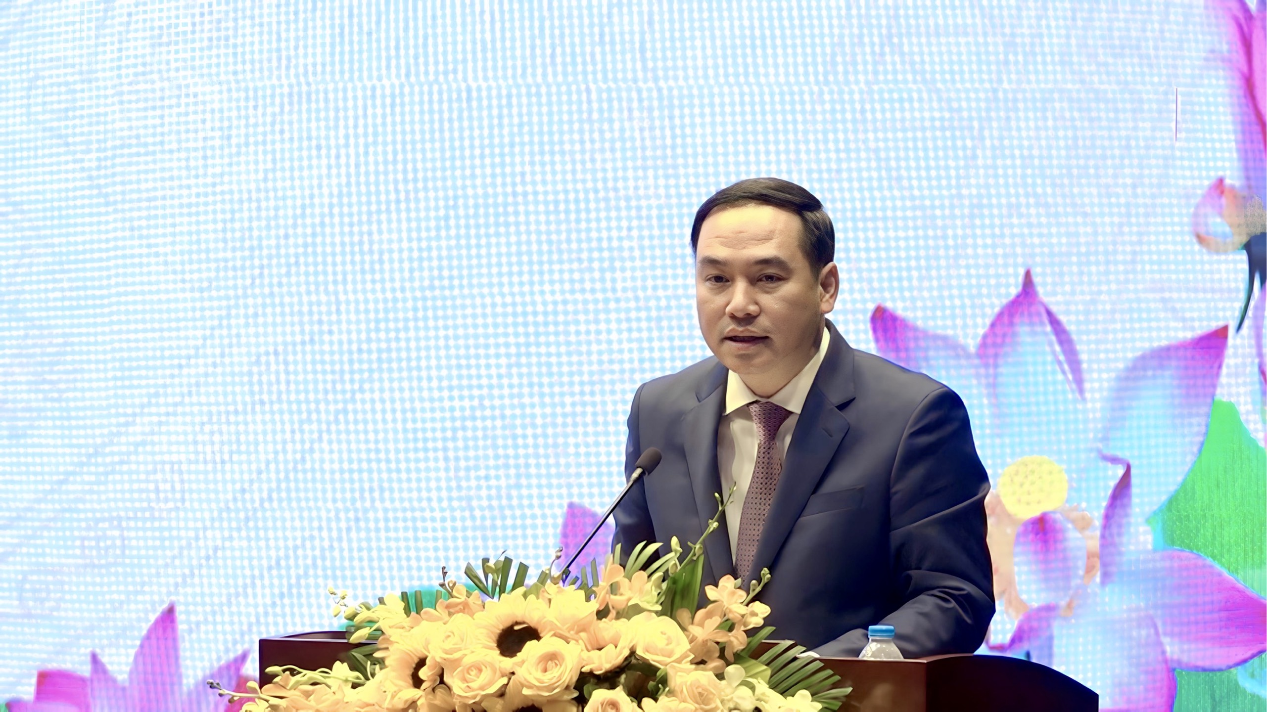 Đồng chí Hồ Xuân Trường, Phó Bí thư Đảng ủy Khối doanh nghiệp Trung ương Phát biểu chỉ đạo tại Hội nghị.