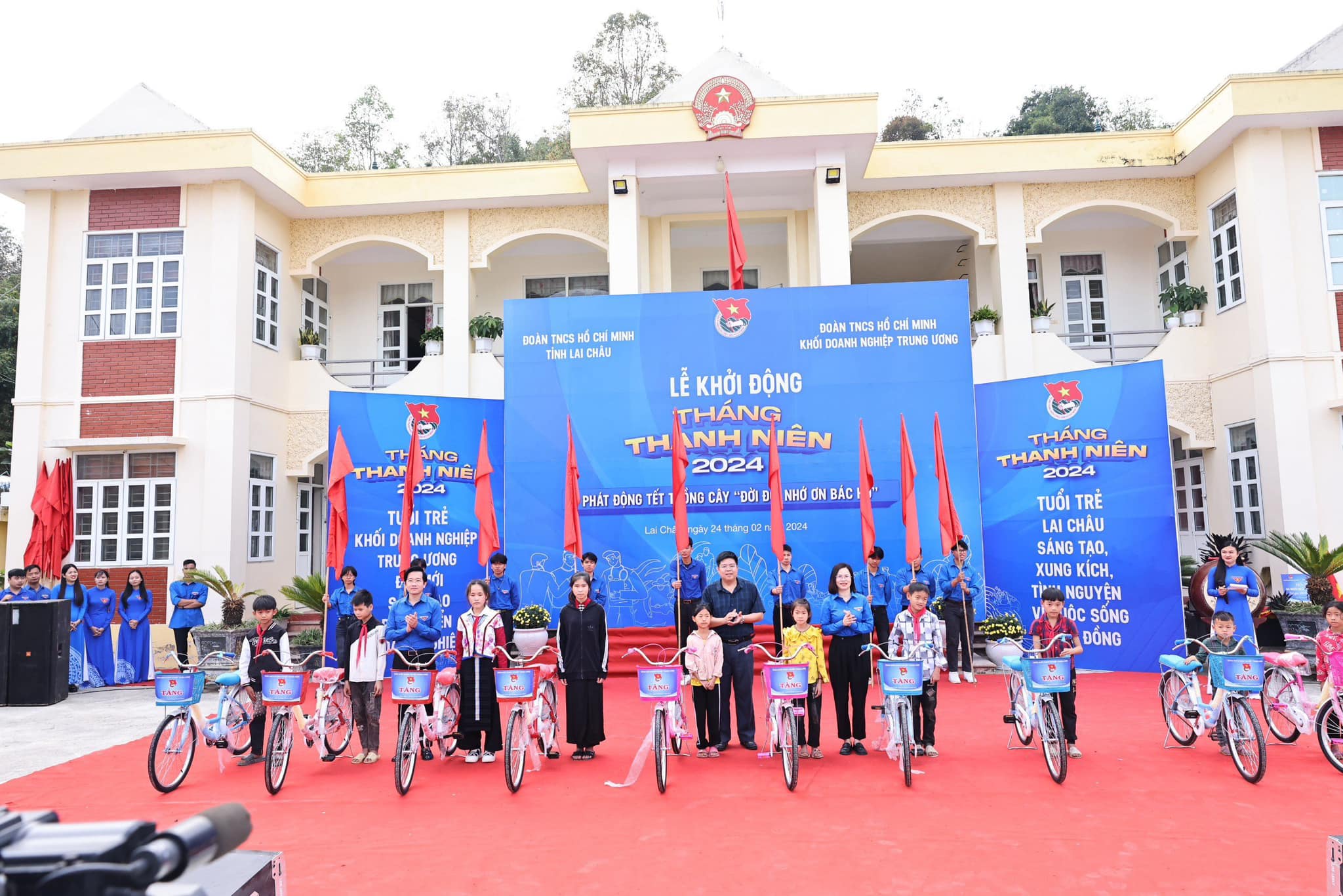 Đ/c Hoàng Thị Minh Thu – Uỷ viên BTV Trung ương Đoàn, Ủy viên BCH Đảng bộ Khối, Bí thư Đoàn khối Doanh nghiệp Trung ương