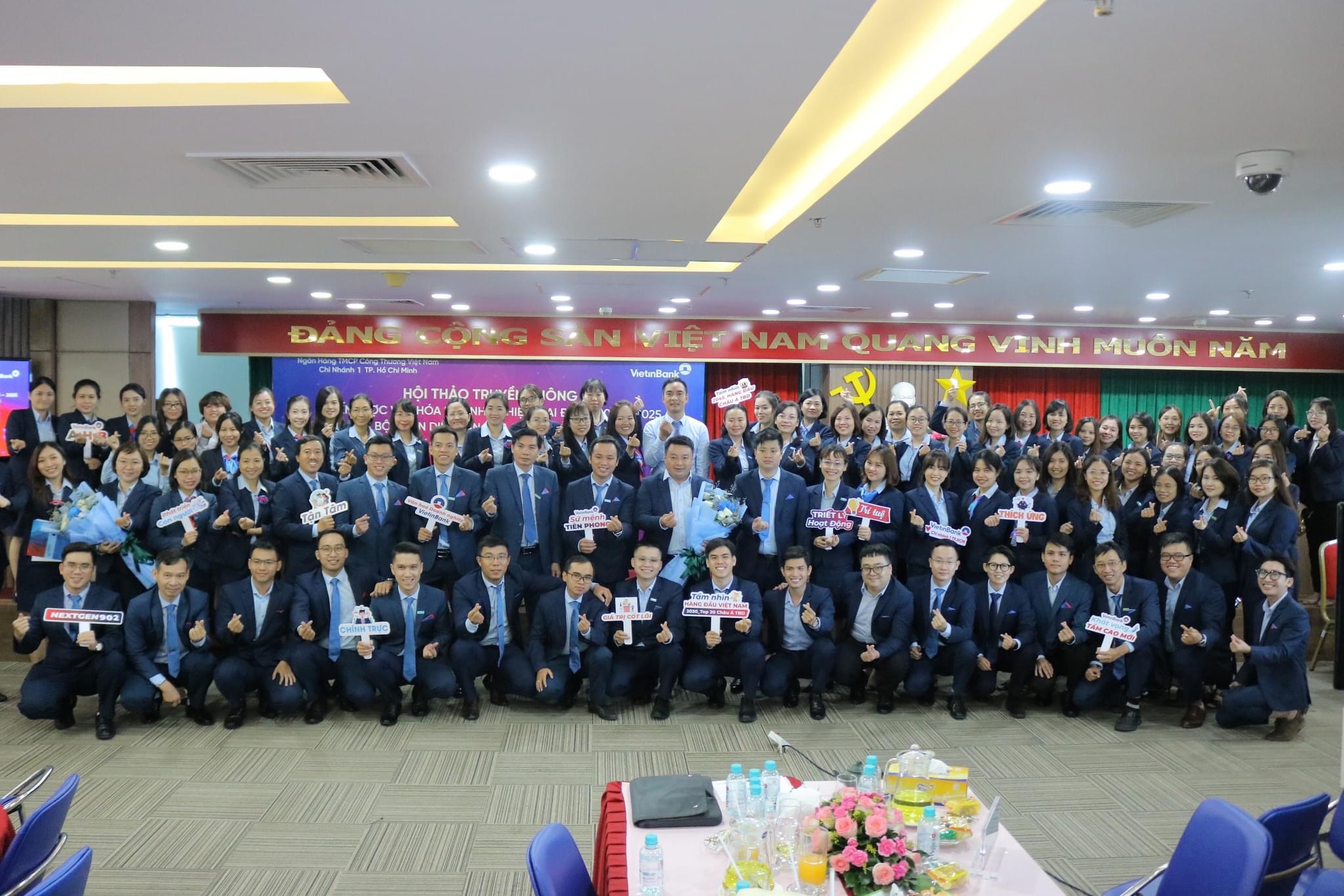 Các tổ chức đảng trực thuộc Đảng bộ NHCTVN tích cực tham gia hội thảo tuyên truyền Chiến lược Văn hoá doanh nghiệp VietinBank giai đoạn 2023-2025.