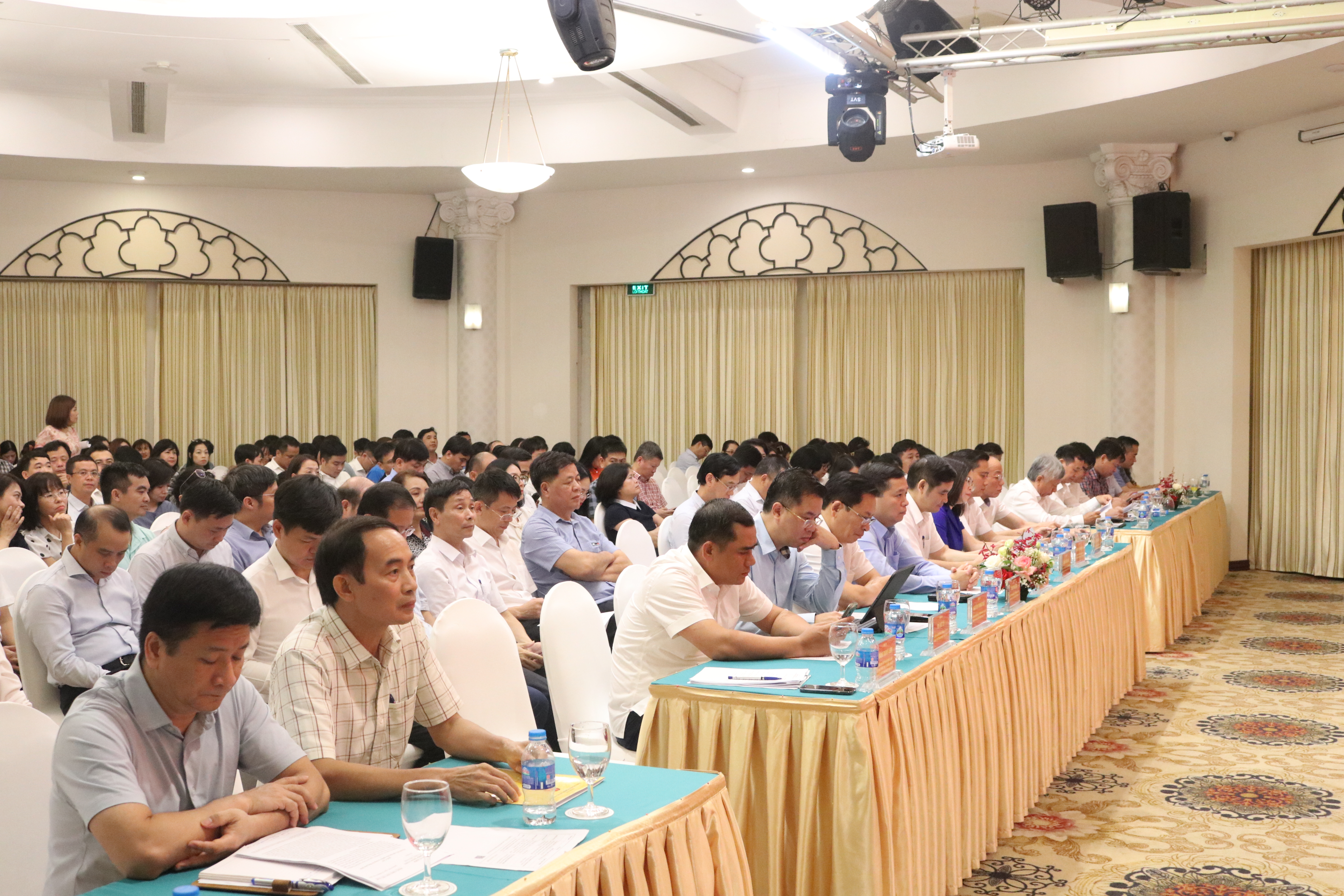 Quang cảnh Hội nghị.